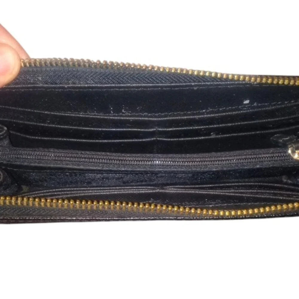 Michael Kors | Leather | Black Zip-Around Wallet | Callout Zipper